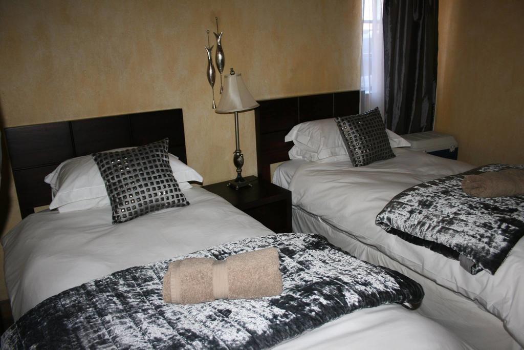 Fox & Squirrel Villa Dullstroom Room photo