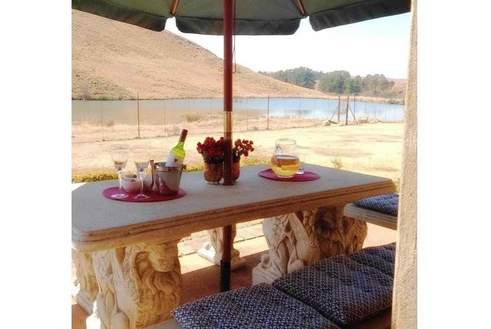 Fox & Squirrel Villa Dullstroom Exterior photo