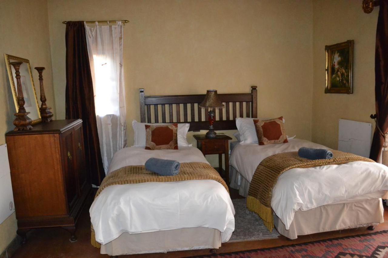 Fox & Squirrel Villa Dullstroom Exterior photo